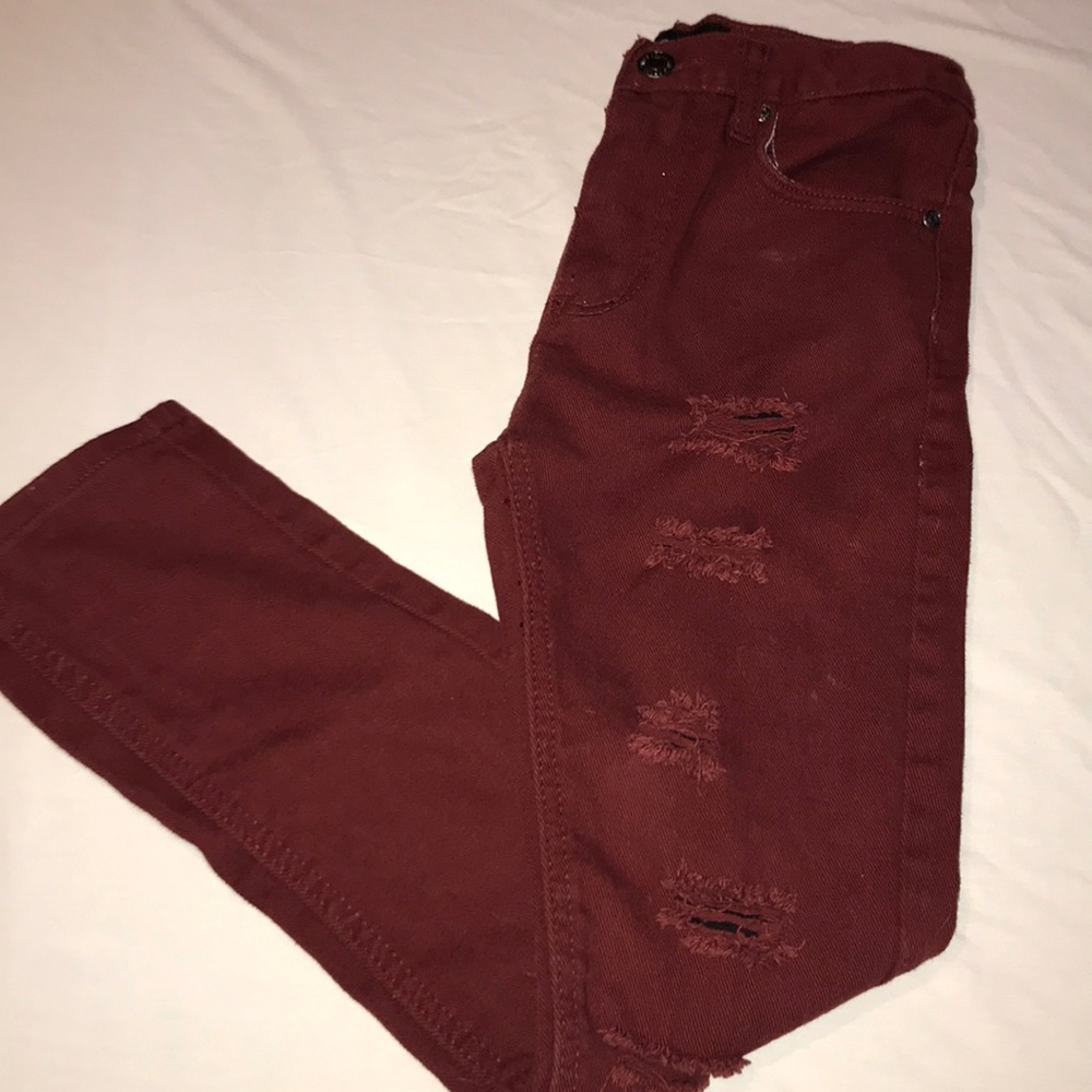 NWOT boys destroyed skinny jeans burgundy size 12